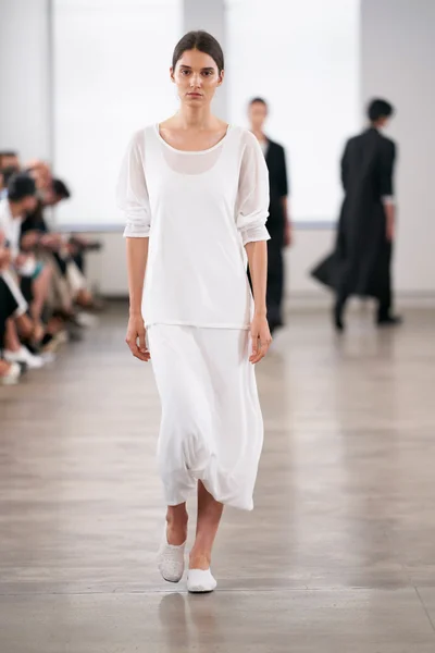 Look 5